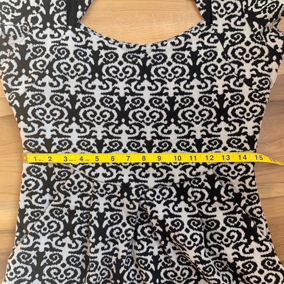 ANTHRO Deletta Caledonia Cutout Dress - Picture 4 of 8